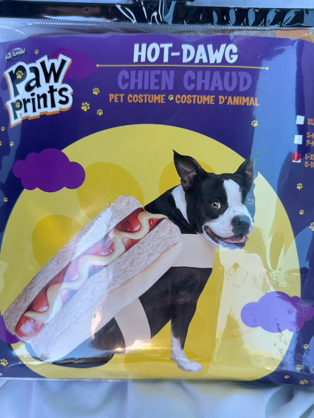 Fun World Paw Prints 